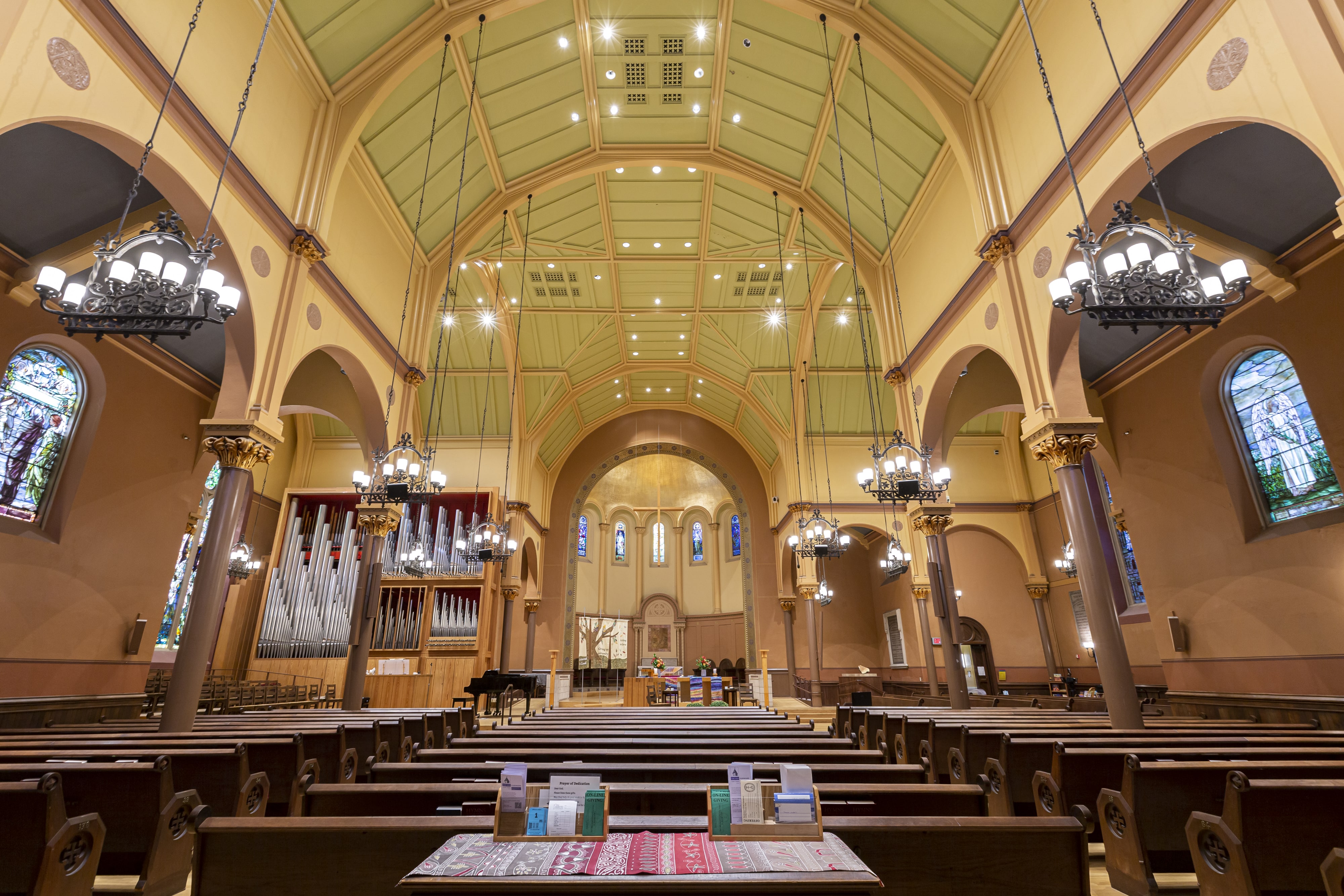 Building Indoors view of sanctuary from Narthex